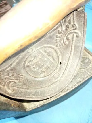 Plancha antigua de carbón, de chimenea