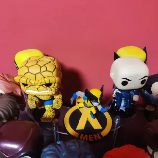 Diorama 12 Figuras Funko Pop y 1 Q fig X Men