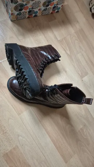 Botas de cordones  N.º 39