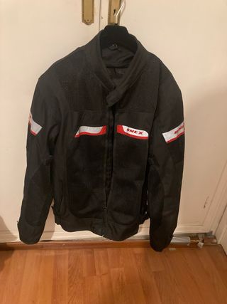 Chaqueta de moto ONEX negra. Talla L