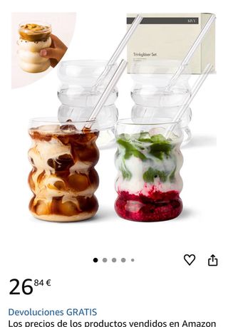 Bicchieri ondulati con cannuccia in vetro da caffè