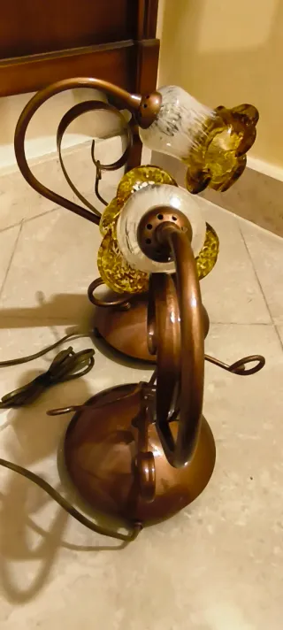 Coppia Di Lumetti Vintage Paralume Vetro Lavorato