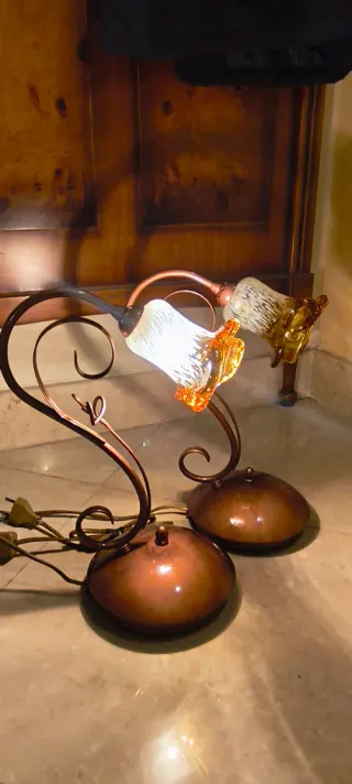 Coppia Di Lumetti Vintage Paralume Vetro Lavorato