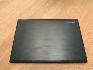 Portátil Toshiba Satellite Pro I7 7500 U