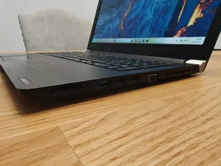 Portátil Toshiba Satellite Pro I7 7500 U