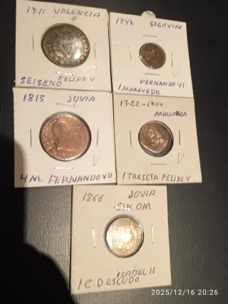 Lote de 5 monedas para Pedro G