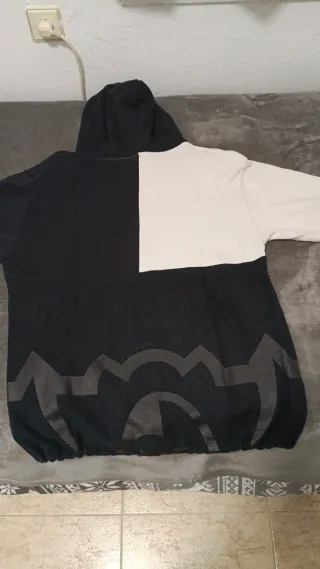 Sudadera Worlds LOL 2022