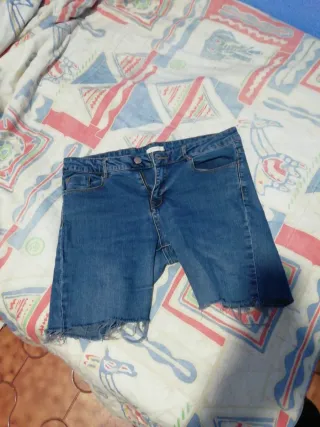 Pantalón vaquero corto mujer