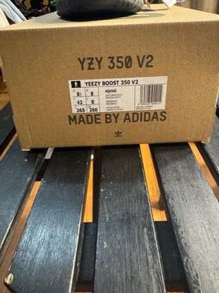 Adidas Yeezy Boost 350