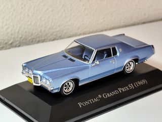 Pontiac Grand Prix SJ - IXO 1:43