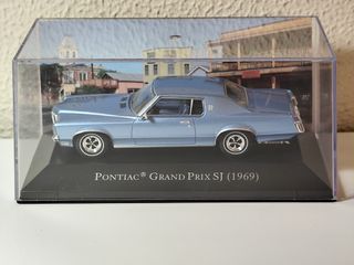 Pontiac Grand Prix SJ - IXO 1:43