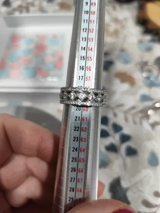 Anillo de Acero con Diseño Calado