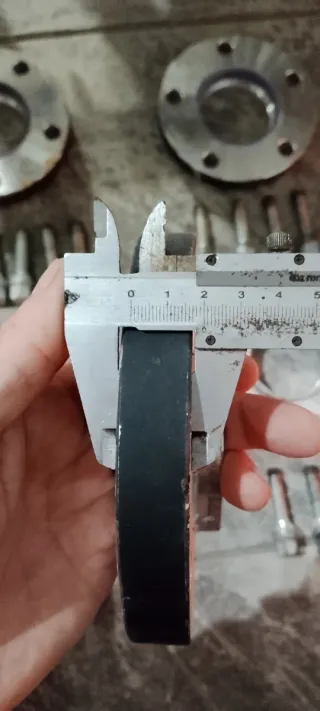 Separadores BMW + Tornillos