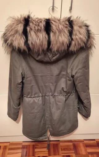 Abrigo mujer Molly Bracken con capucha de pelo XS