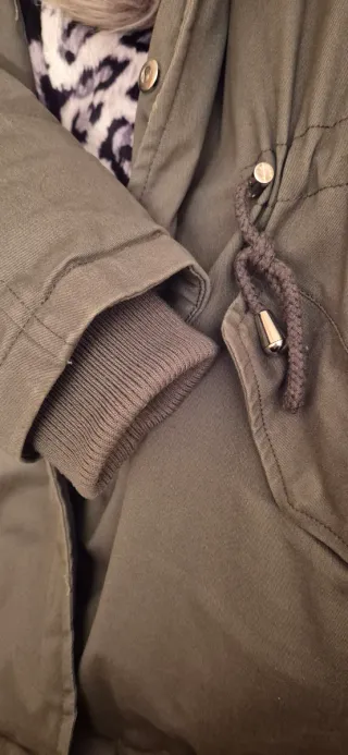 Abrigo mujer Molly Bracken con capucha de pelo XS