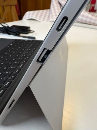 Microsoft Surface 7 128GB + Lápiz + Teclado