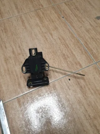 Cerradura Portón Mercedes W124