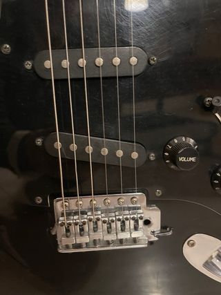 Guitarra Eléctrica Negra Hyundai