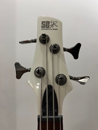 Bajo Eléctrico Ibanez SR300 GR Blanco