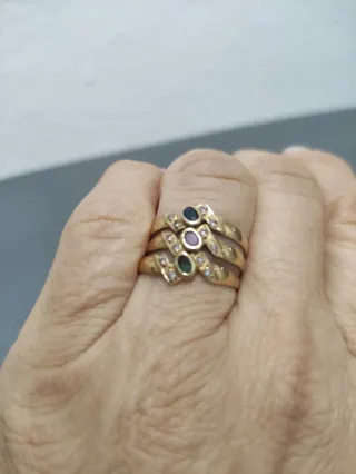 Anillo Oro 18k con Zafiro, Rubí y Esmeralda