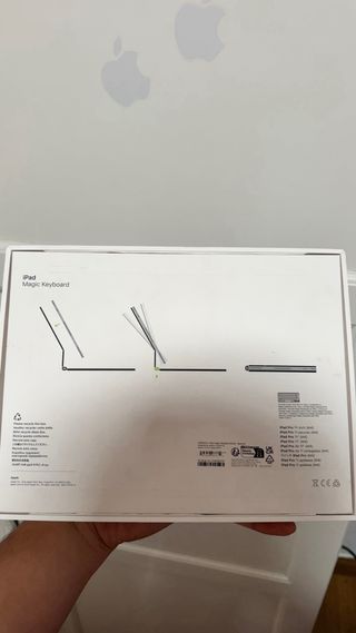 Magic Keyboard iPad M4-M5 11 Pulgadas