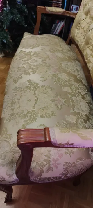 Sofá Victoriano Vintage Dorado y Verde