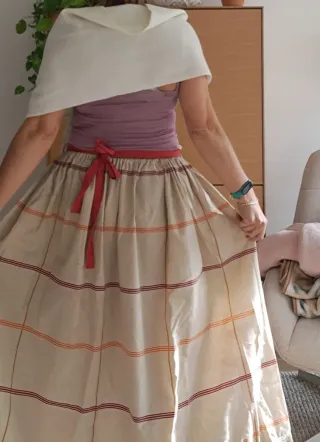 Falda 89cm, delantal y pañoleta, regional,casera.