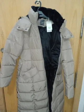 Chaquetón largo Primark beige talla M