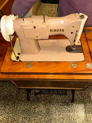 Máquina de coser Singer antigua
