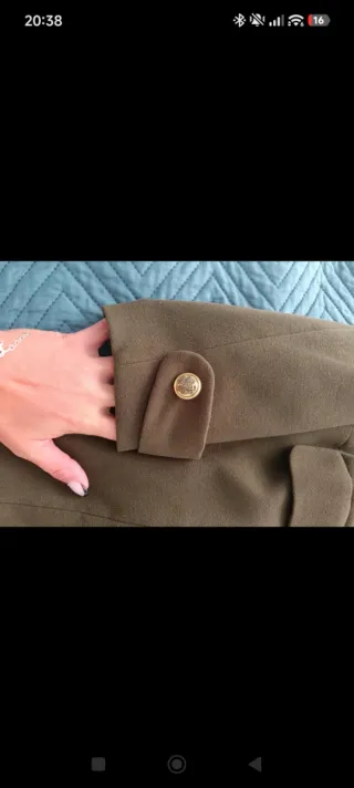 Abrigo verde militar mujer