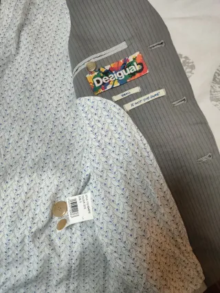 Blazer Desigual Patchwork Gris y Blanco