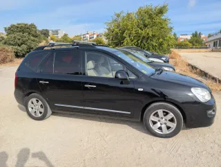 KIA Carens 2010