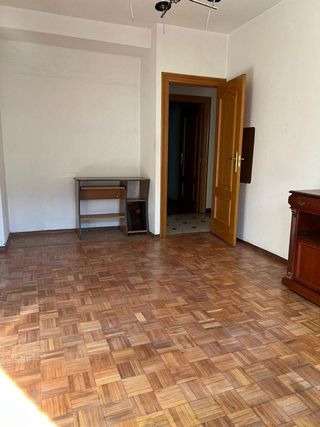 Piso en venta en Centro en Gijón