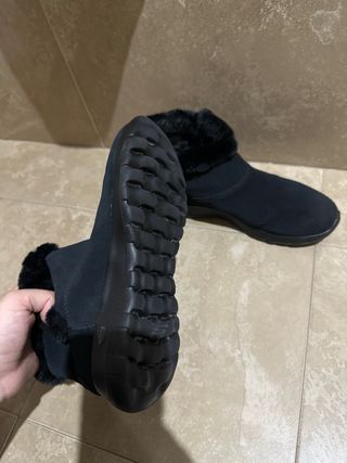 Botas Skechers Negras con Forro de Pelo