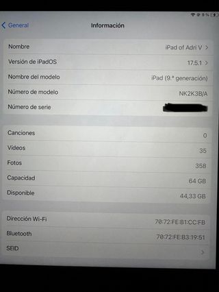 Apple iPad Gris Espacial Funda negra incluida