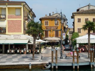 Digicam Cámara Nikon Coolpix S8000 14MP 10x Zoom