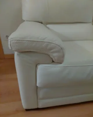 Sofá de cuero blanco 2 plazas