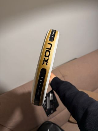 Pala NOX AT10 Genius 12K Alum Xtreme