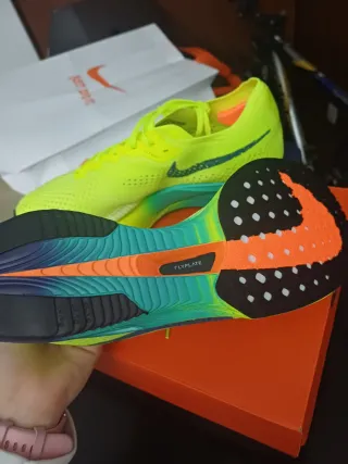 Nike ZoomX Verde Neón y Naranja