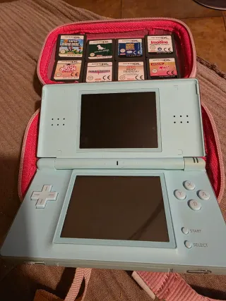 Nintendo DS Lite Azul + 8 Juegos