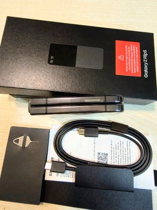 Samsung Galaxy Z Flip5 256GB