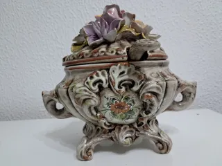 Sopera Vintage Cerámica Flores ,cucharón y Bandeja