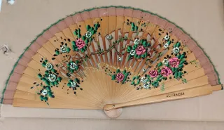 Ventaglio Vintage Dipinto a Mano