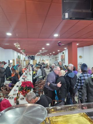 SE TRASPASA RESTAURANTE MODERNO ESQUINERO DE 462 m