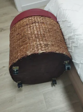 Arcón Descalzadora Mimbre y Piel