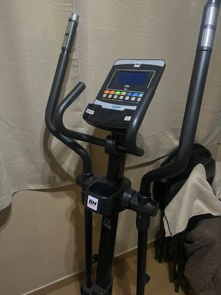 Bicicleta Elíptica BH ZK900