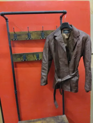 Banco y perchero recibidor metal y madera