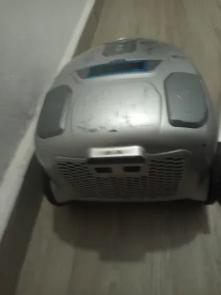 Aspiradora con accesorios