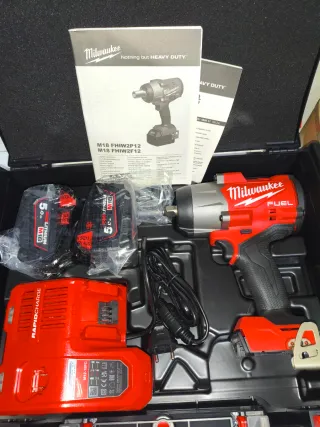 Llave de impacto Milwaukee M18 FUEL 1/2