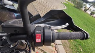 KTM 890 Adventure con maletas